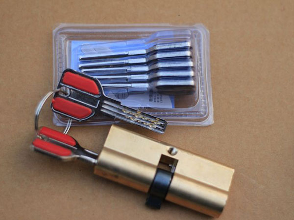 玉林市24小时上门开锁公司